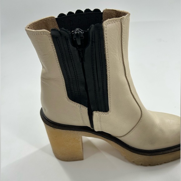 Free People Women's James Leather Chunky Lug Sole Chelsea Boots Bone - Picture 7 of 11